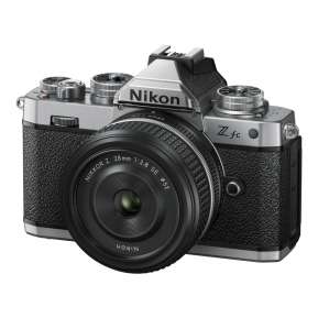 NIKON Zfc + 28mm f/2.8 SE
