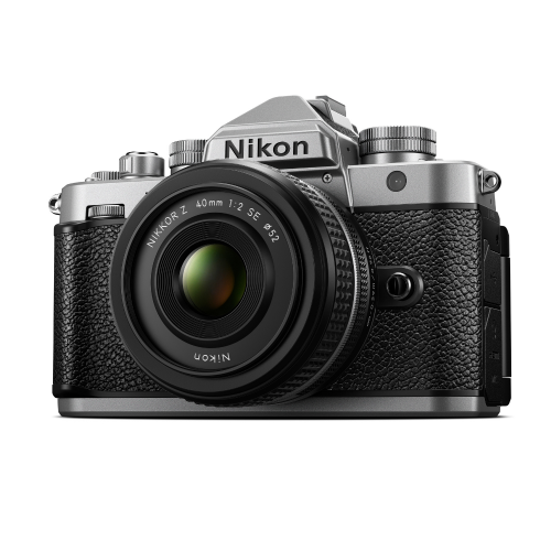 NIKON Zf Silver + 40mm SE + Leather Case