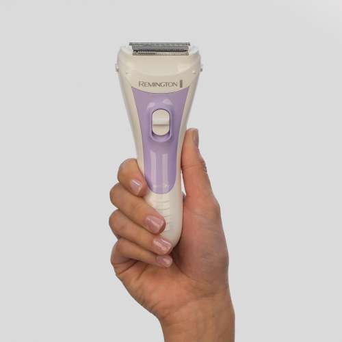 REMINGTON WSF5060 Battery Operated Lady Shaver